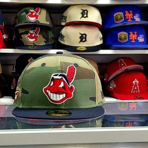 New Era Cleveland Indian 2 tones camouflage & Navy brim 59FIFTY Fitted, 1997 world series patch Grey  UV.
