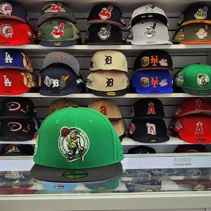 Boston Celtics New Era Official Team Color 2Tone 59FIFTY Fitted- 17x Champs Logo Hat - Green/Black