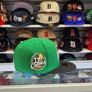 Alternative view of Boston Celtics New Era Official Team Color 2Tone 59FIFTY Fitted- 17x Champs Logo Hat - Green/Black