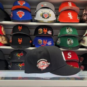 New Era Yankees Black⚫ 59FIFTY Fitted 2003 Anniversary Logo Patch, Red ♥ Bottom - Image 2