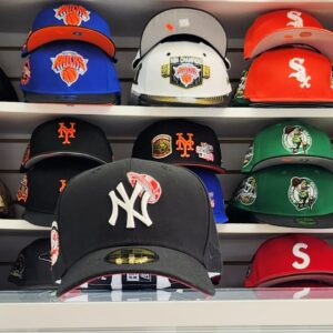 New Era Yankees Black⚫ 59FIFTY Fitted 2003 Anniversary Logo Patch, Red ♥ Bottom