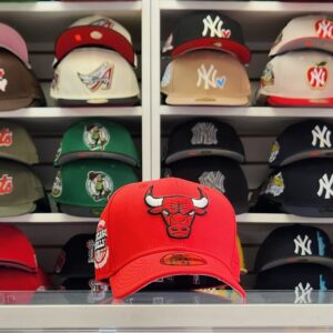 New Era Chicago Bulls Red 59FIFTY Fitted Hat Grey UV